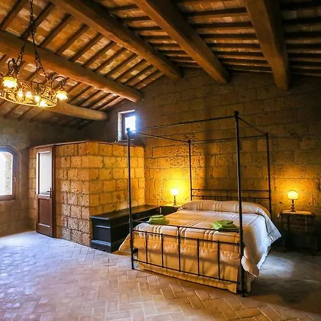 Agriturismo San Giusto Farm stay Tuscania
